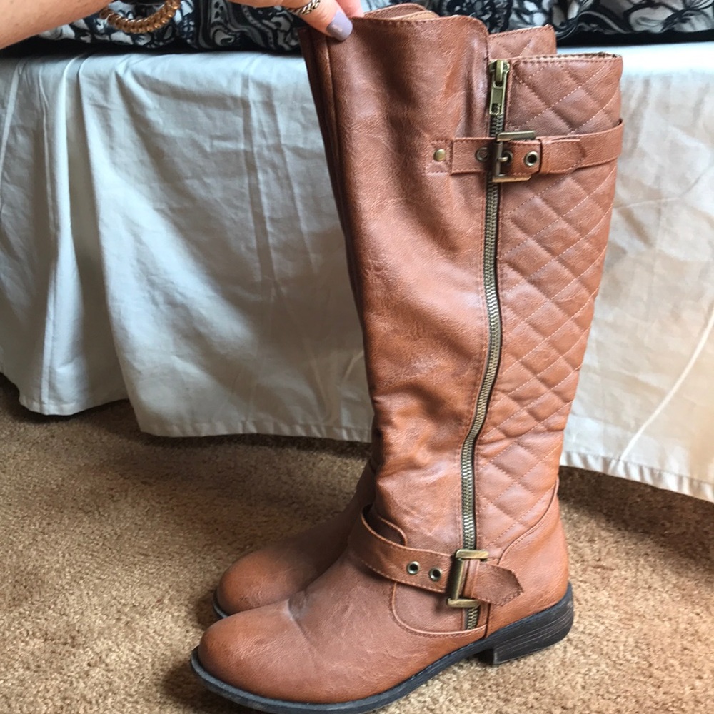 Brown boots